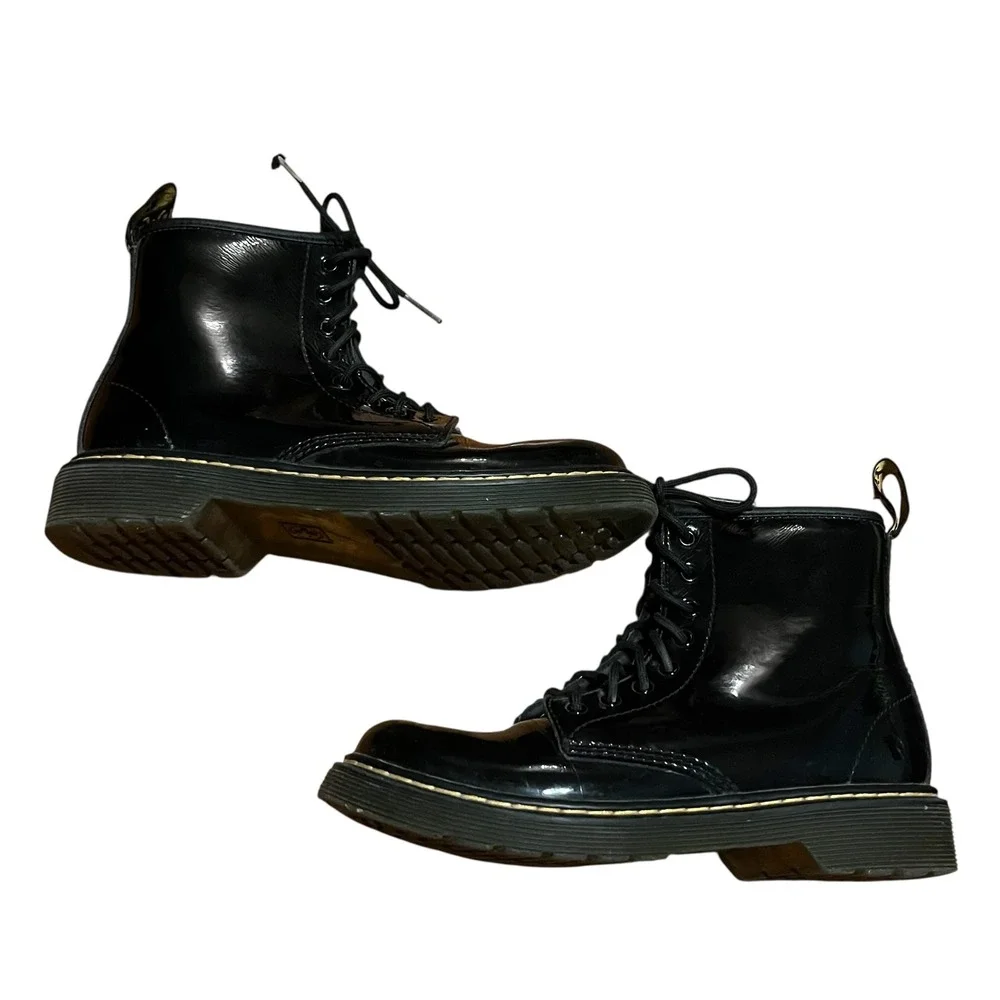 Dr. Martens Delaney Kids Black Patent Leather Lace Up Side Zip‎ Boots size 3